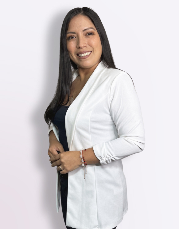 azucena-gonzales-lopez-especialista-en-auriculoterapia-terapeuta-auricular-certificada-en-lima